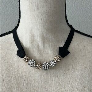 Elegant Black and Gold Necklace